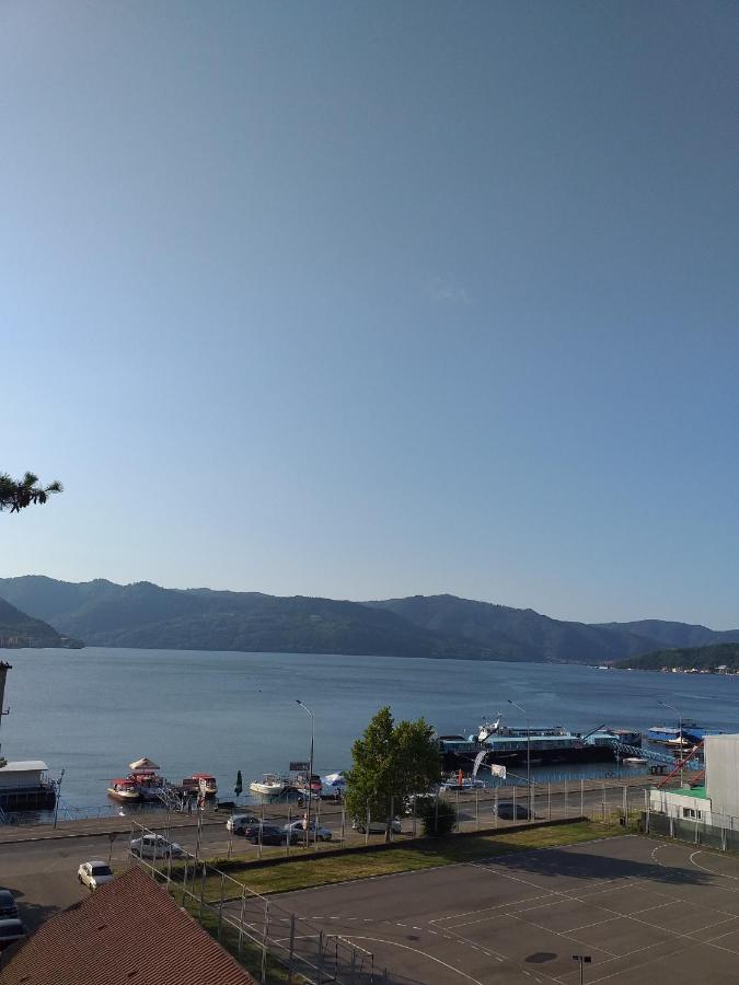Apartament Nord 1718 Orşova Εξωτερικό φωτογραφία